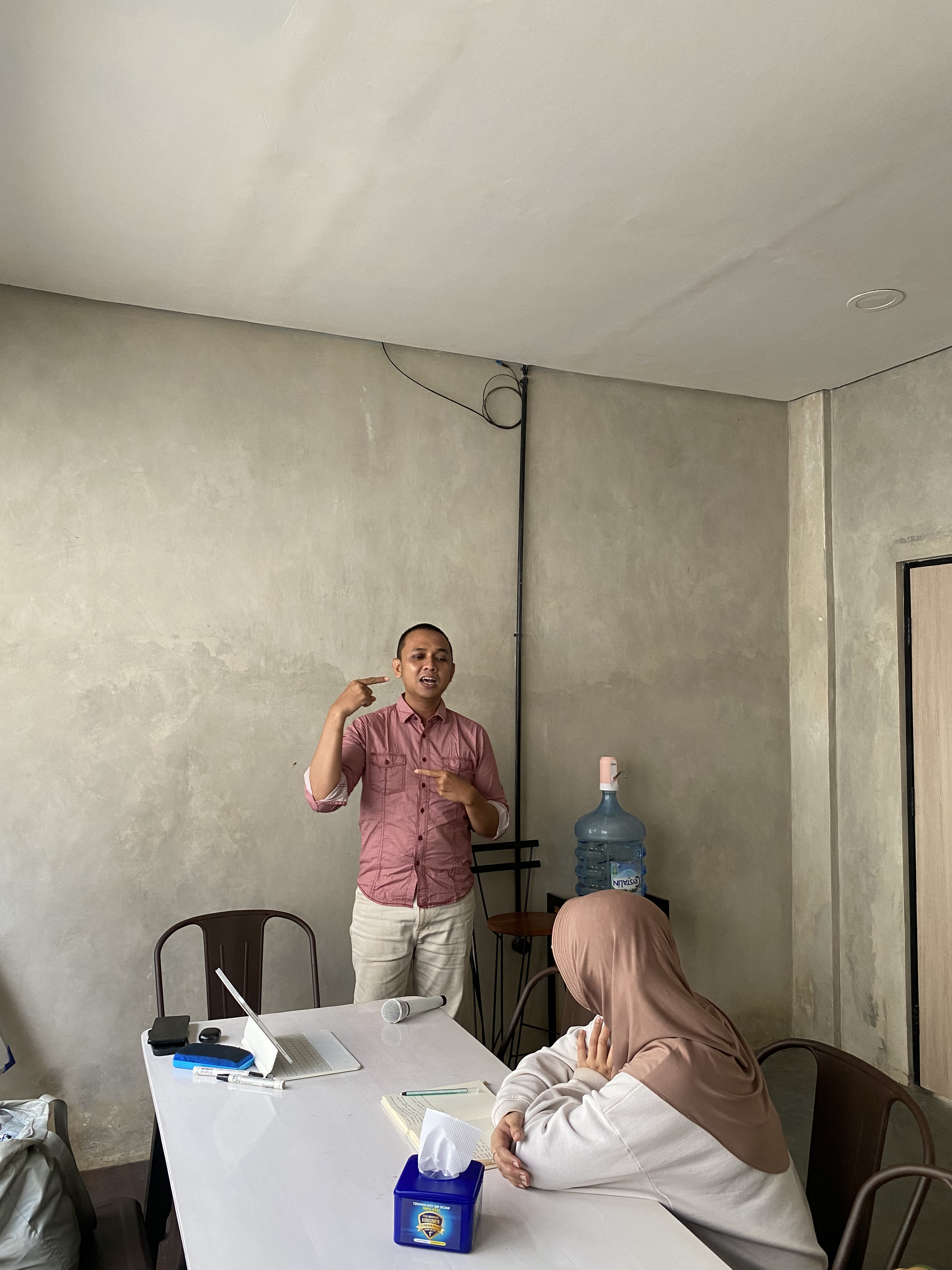 Praktek Public Speaking