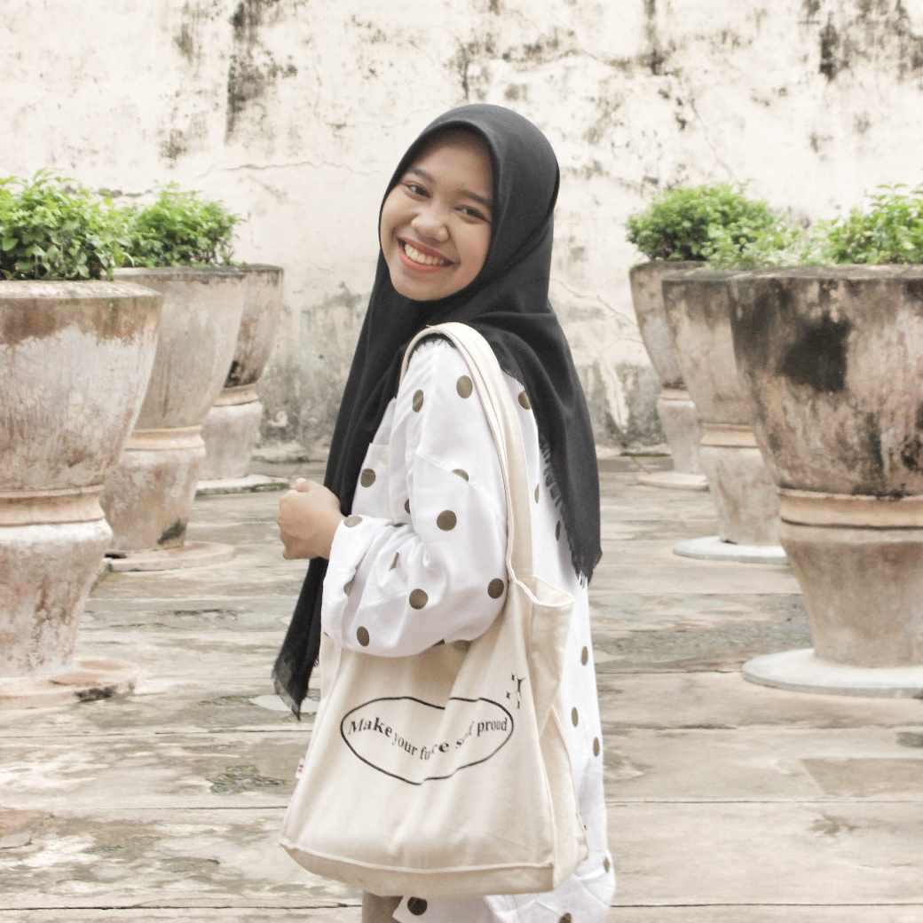 Gambar kak Seli Amelia Putri