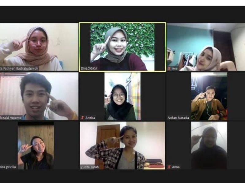 Kelas Public Speaking Online